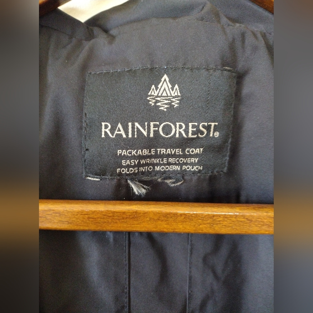Like New Rainforest Waterproof Packable Travel Co… - image 4